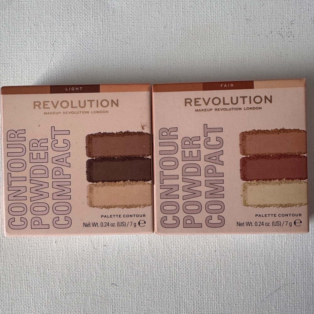 Makeup Revolution Contour Powder Compact Bundle (2 Palettes)– Fair & Light (New)